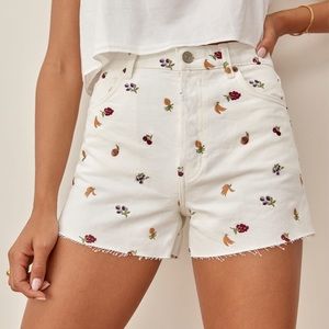 Reformation fruit loops Charlie high rise shorts Size 24